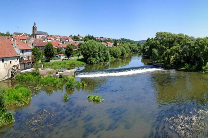 Idyllische Flussläufe im benachbarten Frankreich